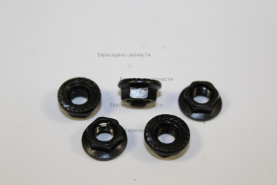 Гайка шестигранная M5