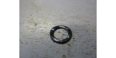 Кольцо пружинное D8.5