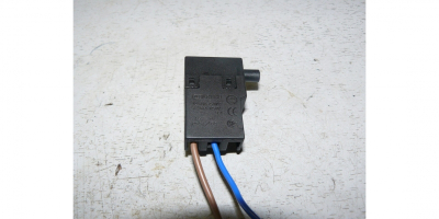 Выключатель KR1040 12(12)A 250V~ 5E4