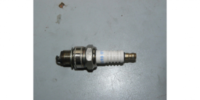 Свеча зажигания E6TC