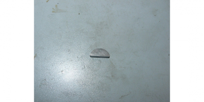 Шпонка сегментная 4х7.5х18